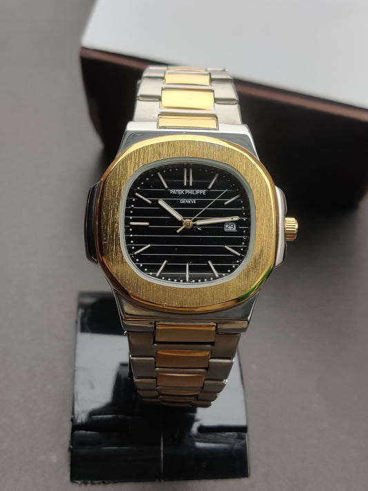 Patek Philippe Nautilus-Two tone black dial