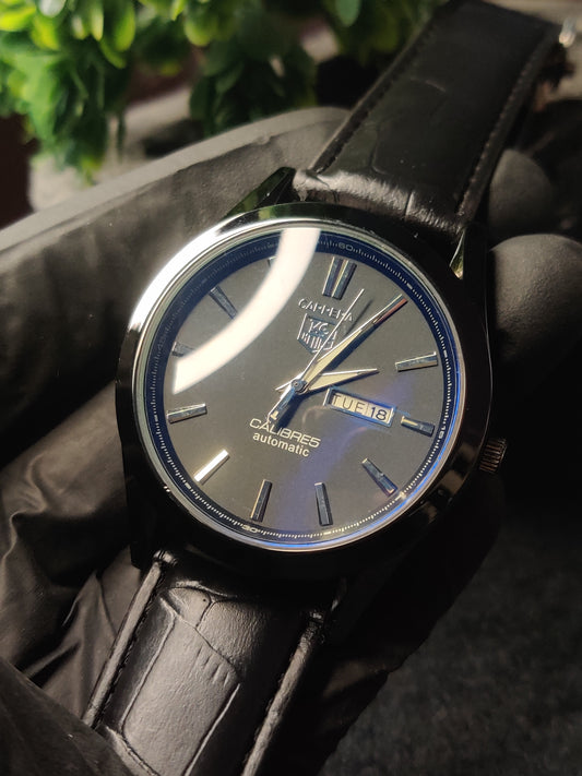 Carrera leather strap- black dial